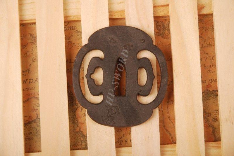 Iron Tsuba Hand Guard For Japanese Samurai Sword Knives Katana Wakizashi Ht049